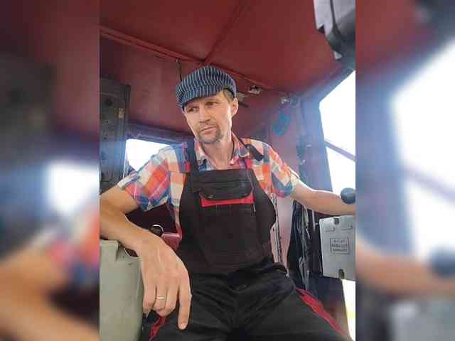 Maybus Sex Cam Show