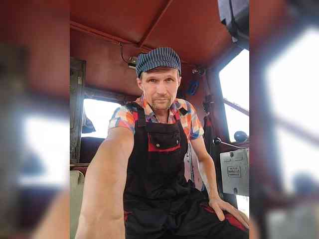 Maybus Sex Cam Show