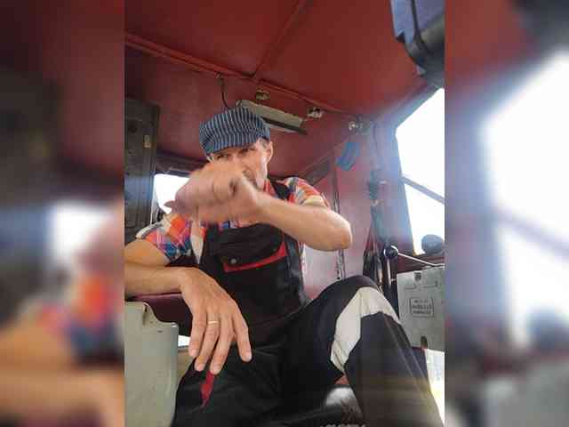 Maybus Sex Cam Show