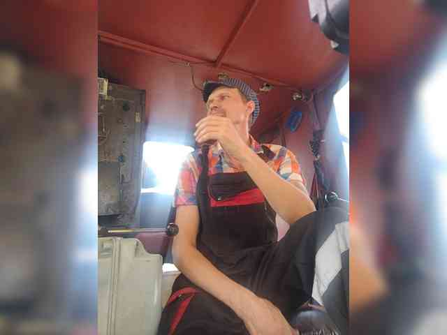 Maybus Sex Cam Show