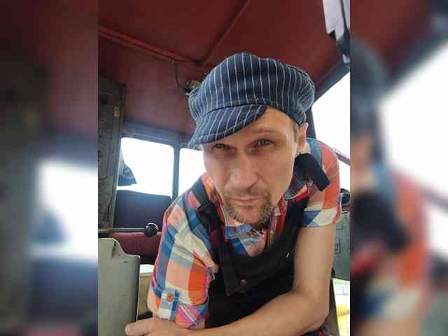 Maybus Sex Cam Show