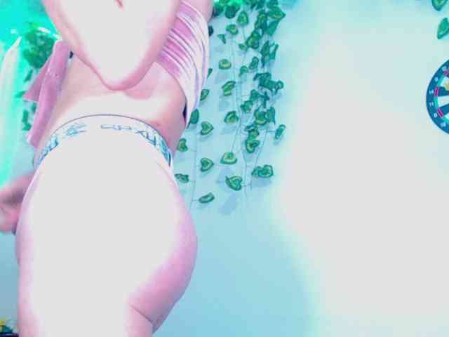 deboraath Live Webcam on BongaCams