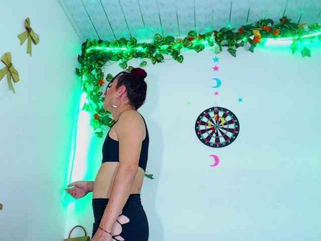 deboraath Sex Cam Show