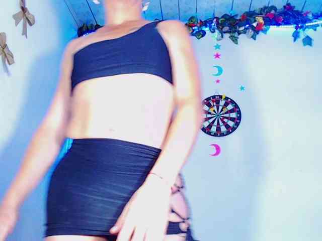 deboraath Sex Cam Show