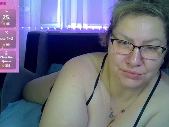 AngelinaGlam live cam on BongaCams