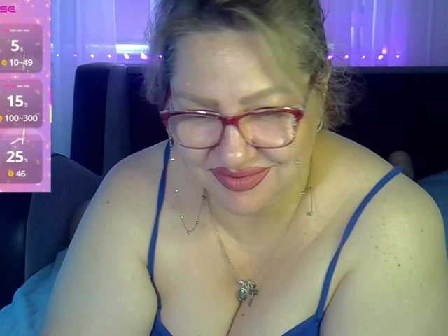 AngelinaGlam live webcam show