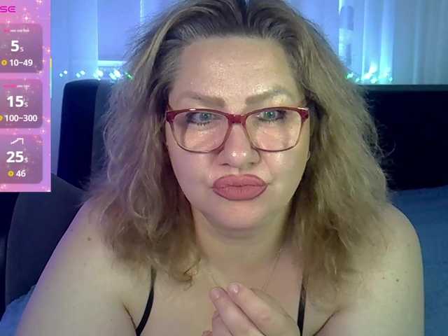 AngelinaGlam