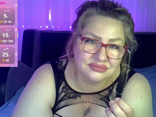 AngelinaGlam live webcam show