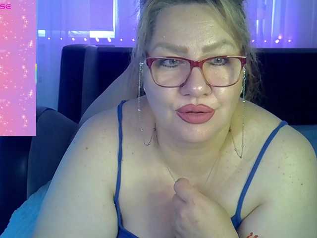 AngelinaGlam live webcam show