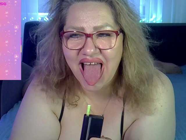 AngelinaGlam live cam on BongaCams