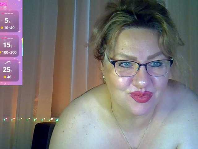 AngelinaGlam live cam on BongaCams