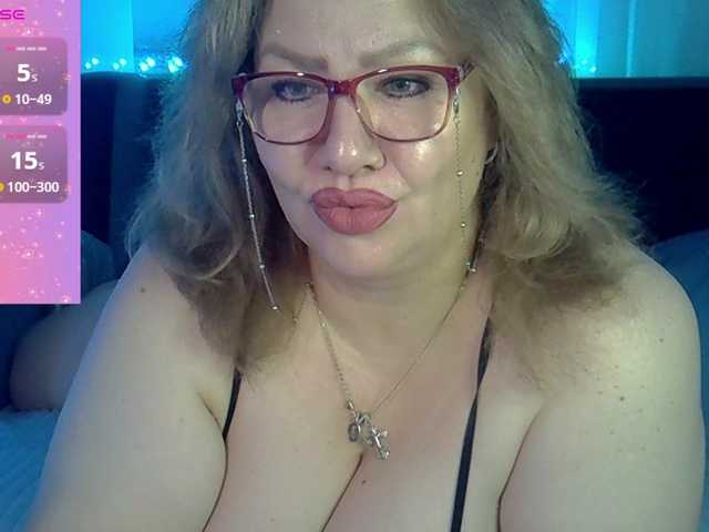 AngelinaGlam live webcam show
