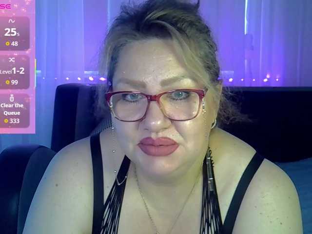 AngelinaGlam live webcam show