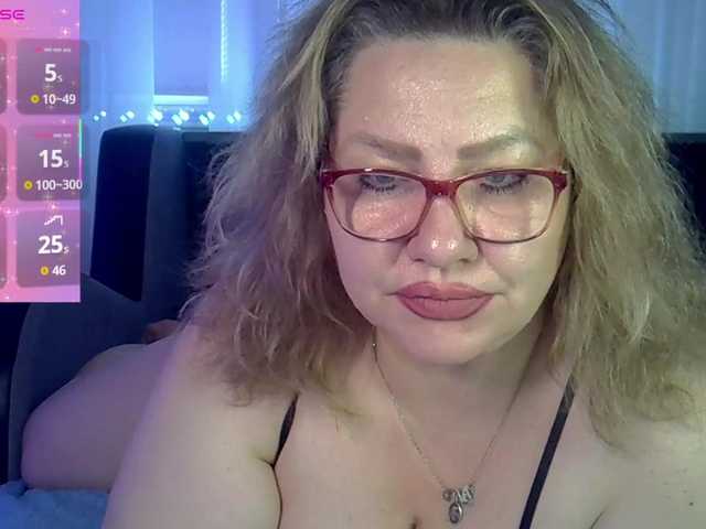 AngelinaGlam live webcam show