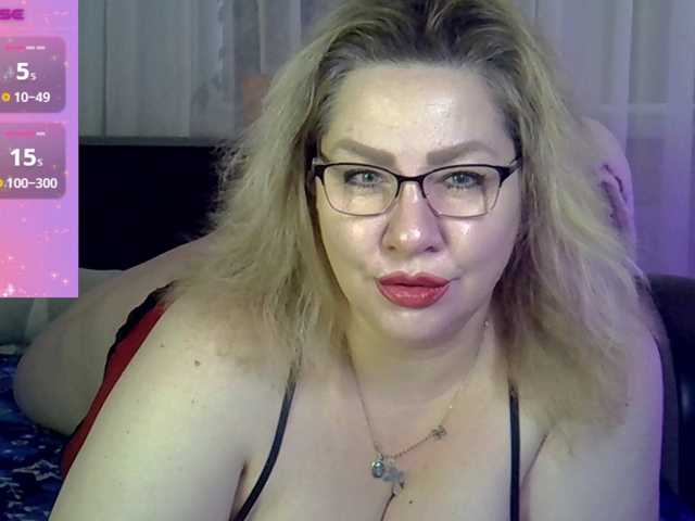 AngelinaGlam, en directo ahora en BongaCams