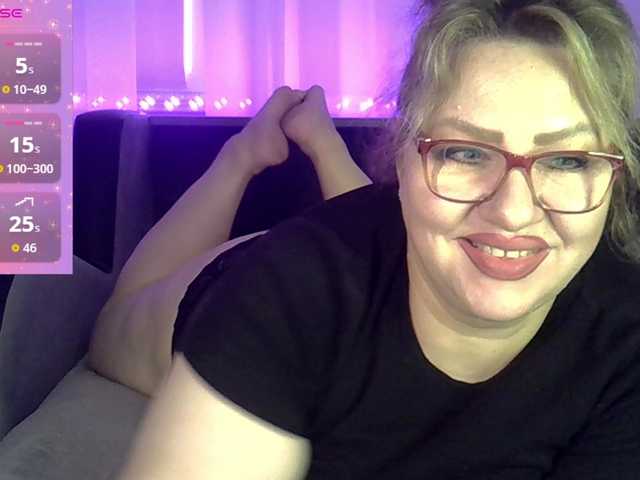 AngelinaGlam
