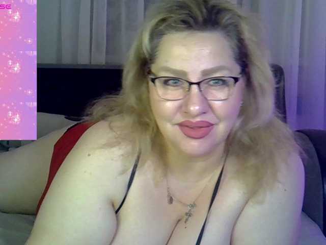 go to chat with AngelinaGlam