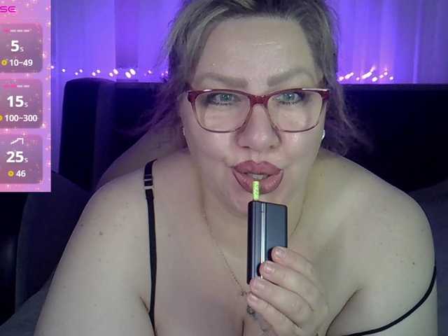AngelinaGlam live cam on BongaCams