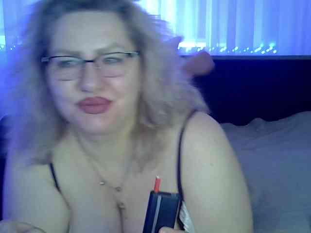 AngelinaGlam webcam