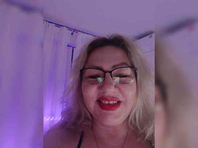 AngelinaGlam webcam