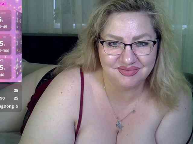 AngelinaGlam webcam