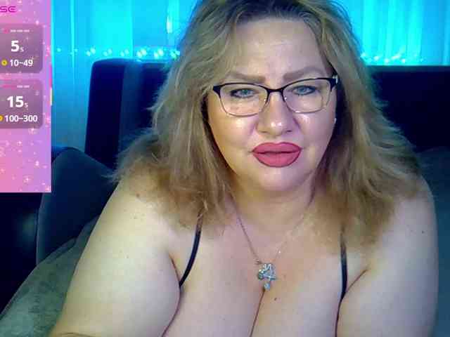 AngelinaGlam webcam