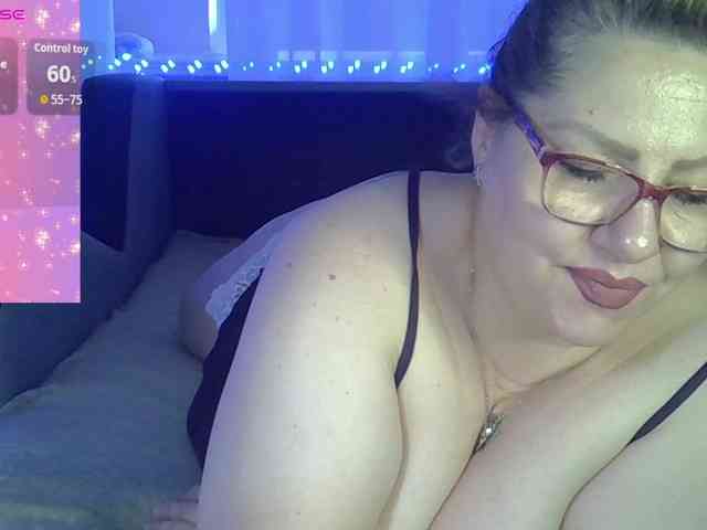 AngelinaGlam webcam