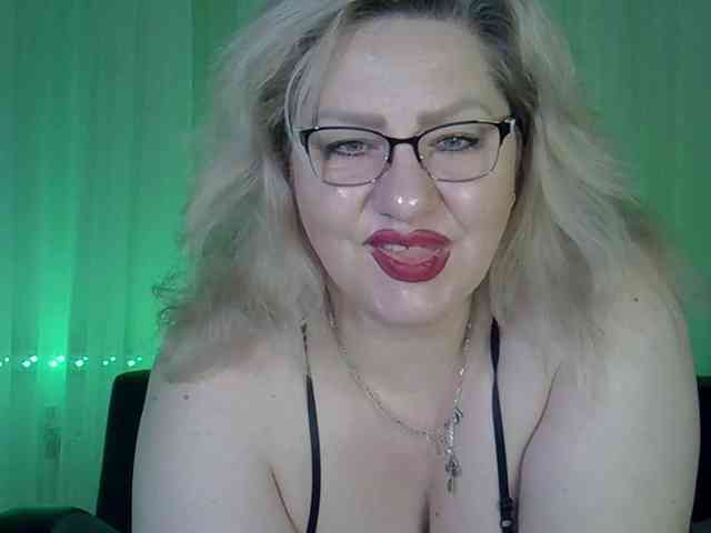 AngelinaGlam webcam