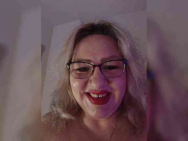 AngelinaGlam webcam
