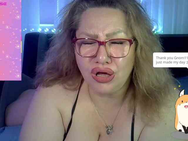 AngelinaGlam webcam