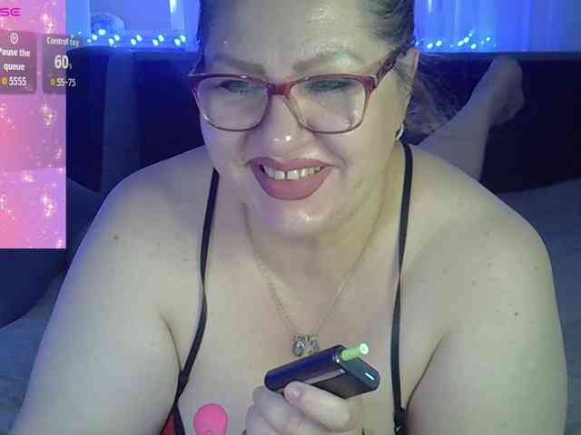 AngelinaGlam webcam