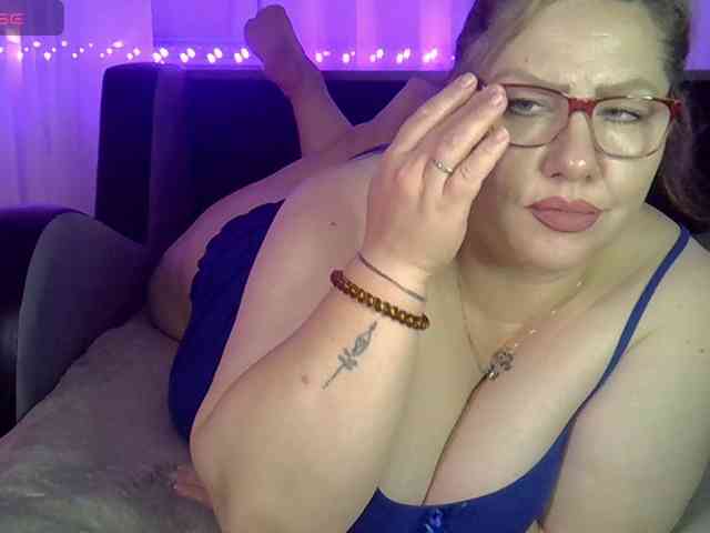 AngelinaGlam webcam