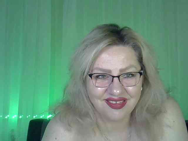 AngelinaGlam webcam