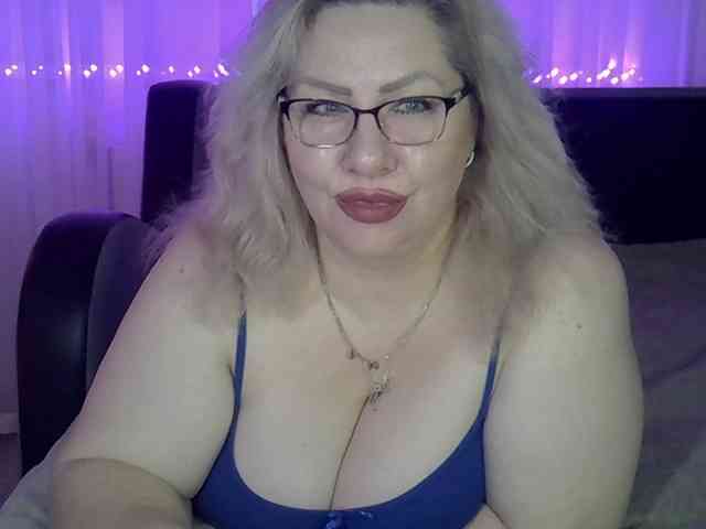 AngelinaGlam webcam