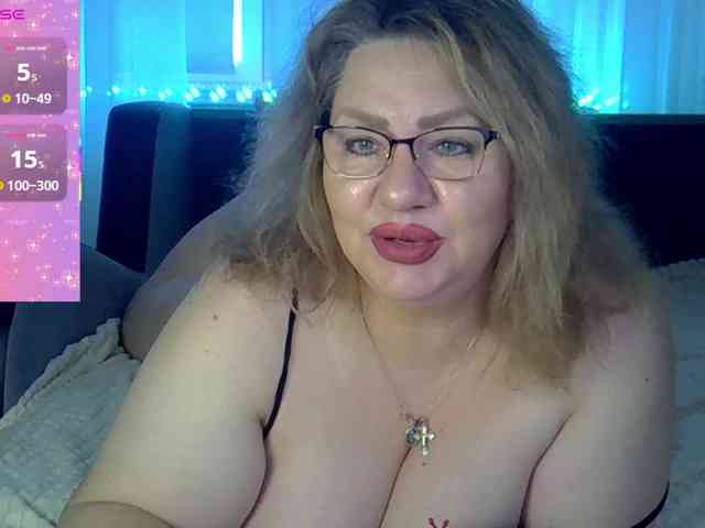 AngelinaGlam webcam