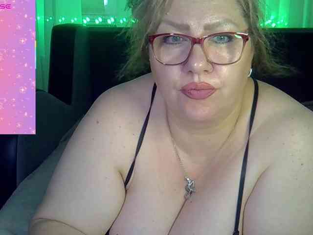 AngelinaGlam webcam
