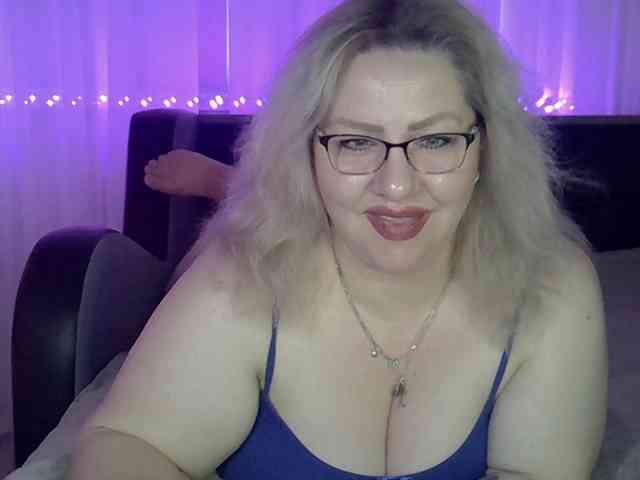 AngelinaGlam webcam