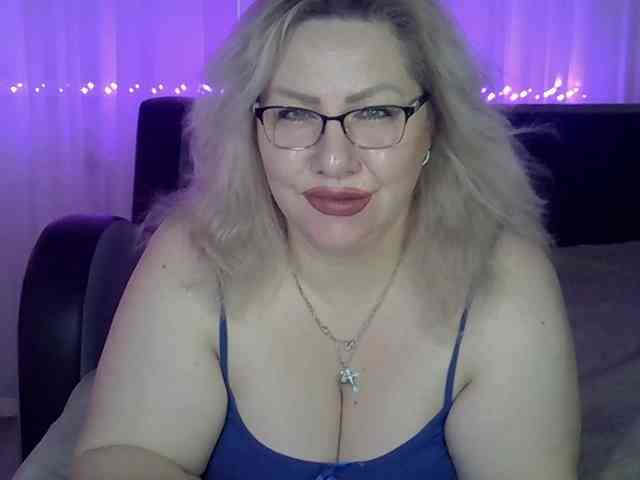 AngelinaGlam webcam