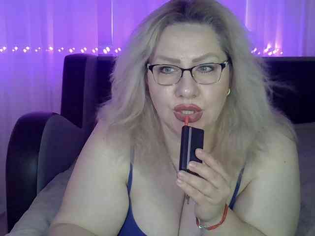 AngelinaGlam webcam