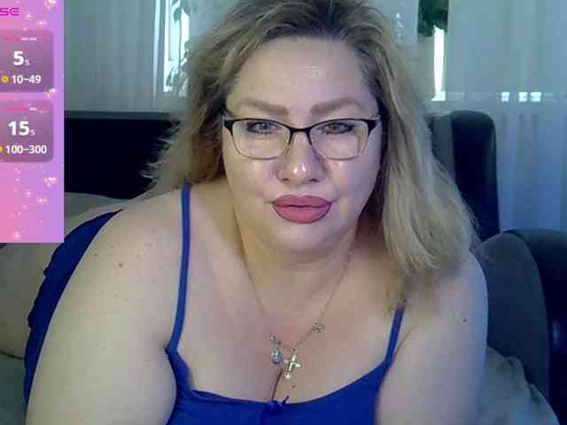 AngelinaGlam webcam