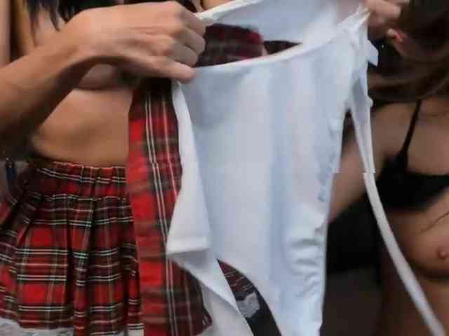 SpicyGirlsX webcam