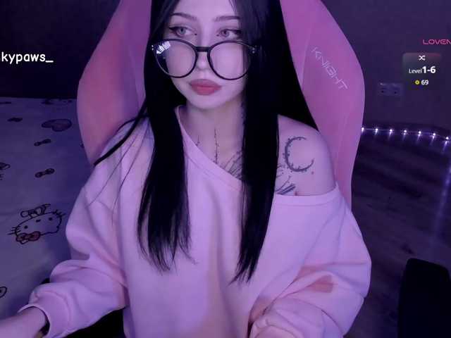 blinkypaws live cam preview