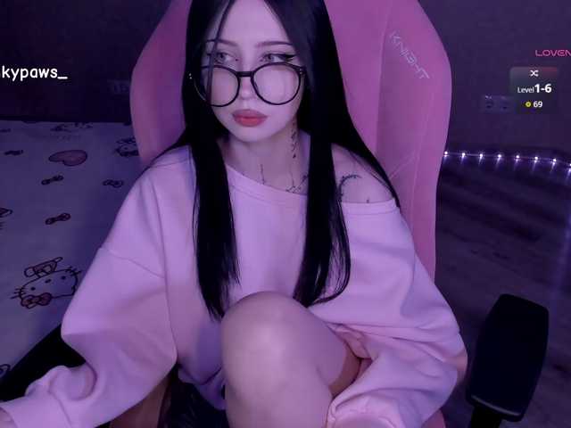 blinkypaws live cam preview