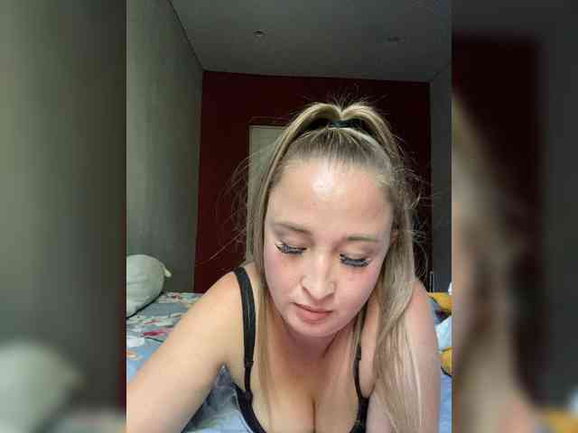 Eva-Love webcam