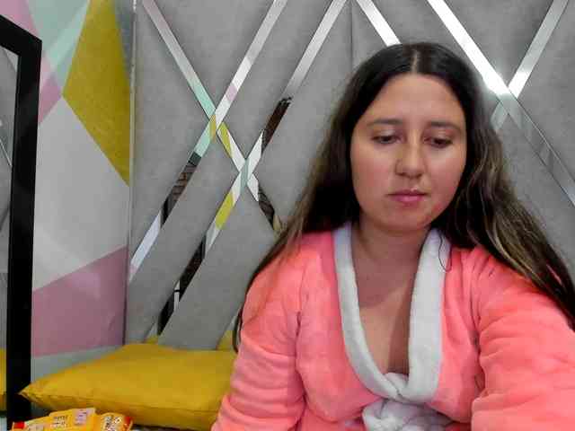 DianaSmiith webcam