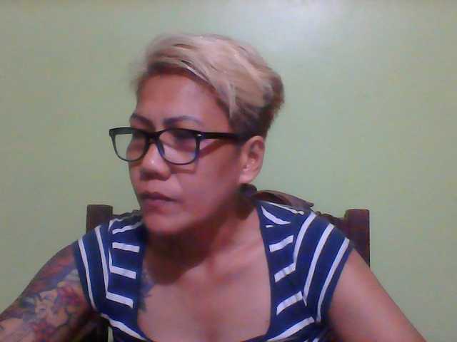 Rarra live cam on BongaCams