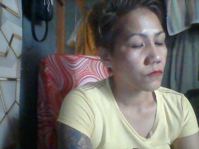 Rarra, live now on BongaCams