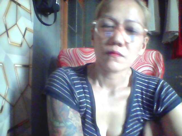 Rarra live cam on BongaCams