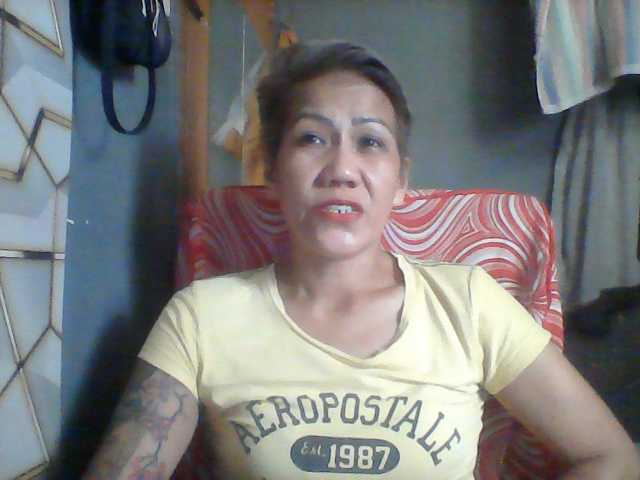 Rarra, live now on BongaCams