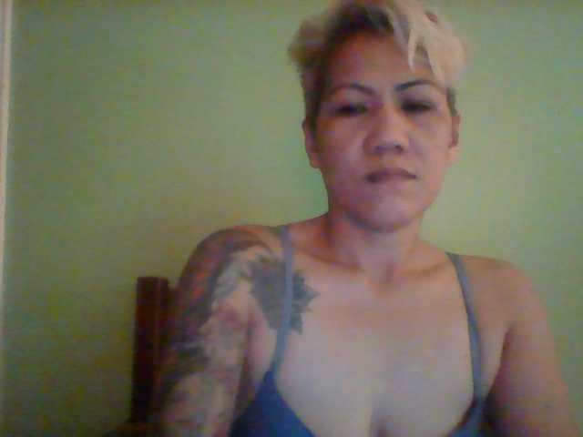 Rarra live cam on BongaCams